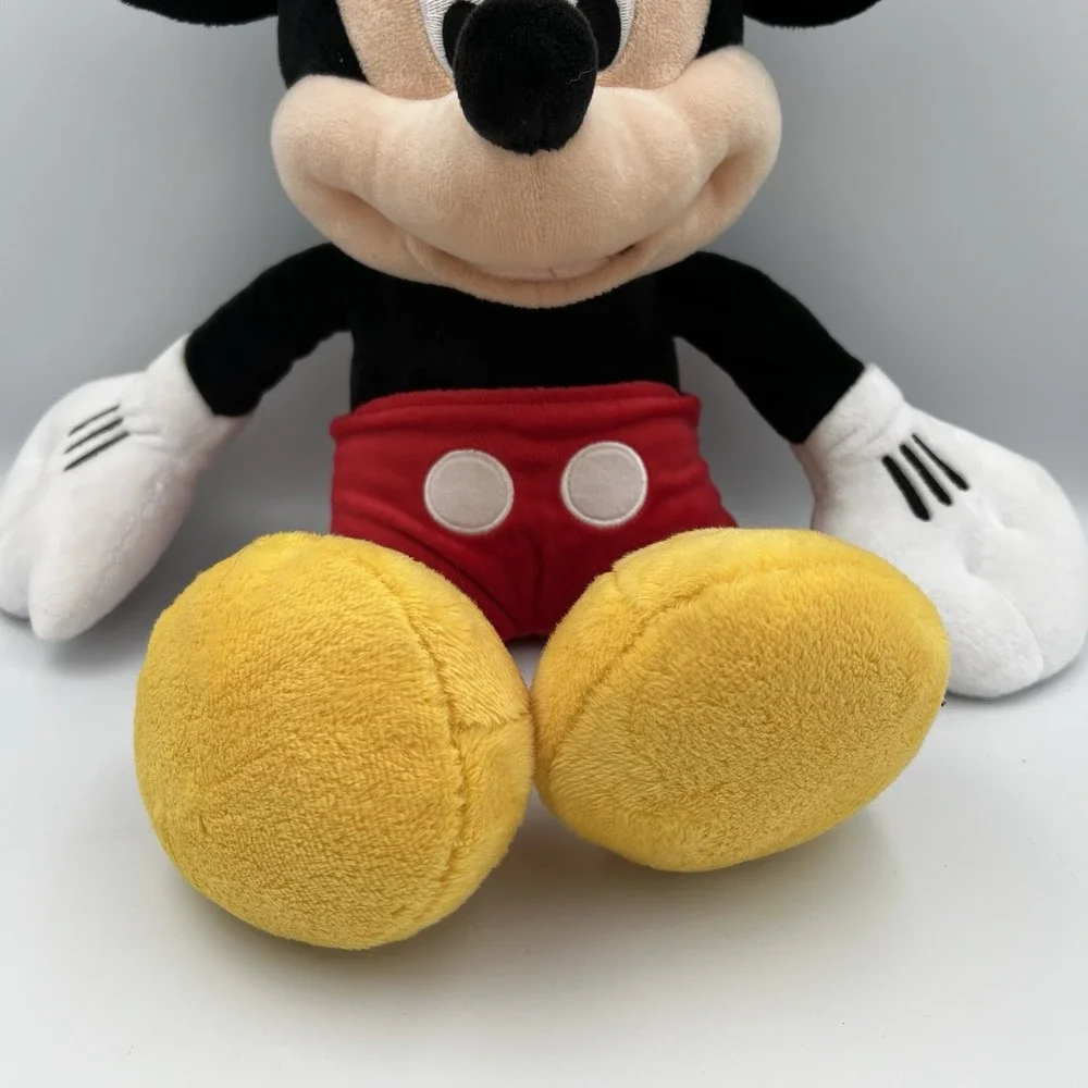Classic Mickey Mouse Disney Store 19 Inch Plush Toy Stuffed Animal Doll‎